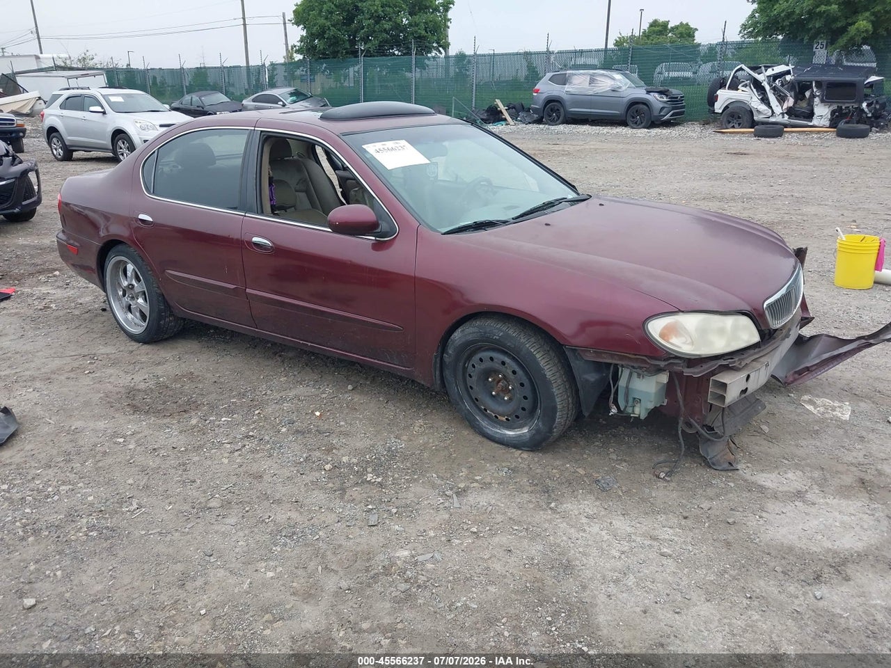 JNKCA31AXYT****** · 2000 INFINITI I30 LUXURY/TOURING