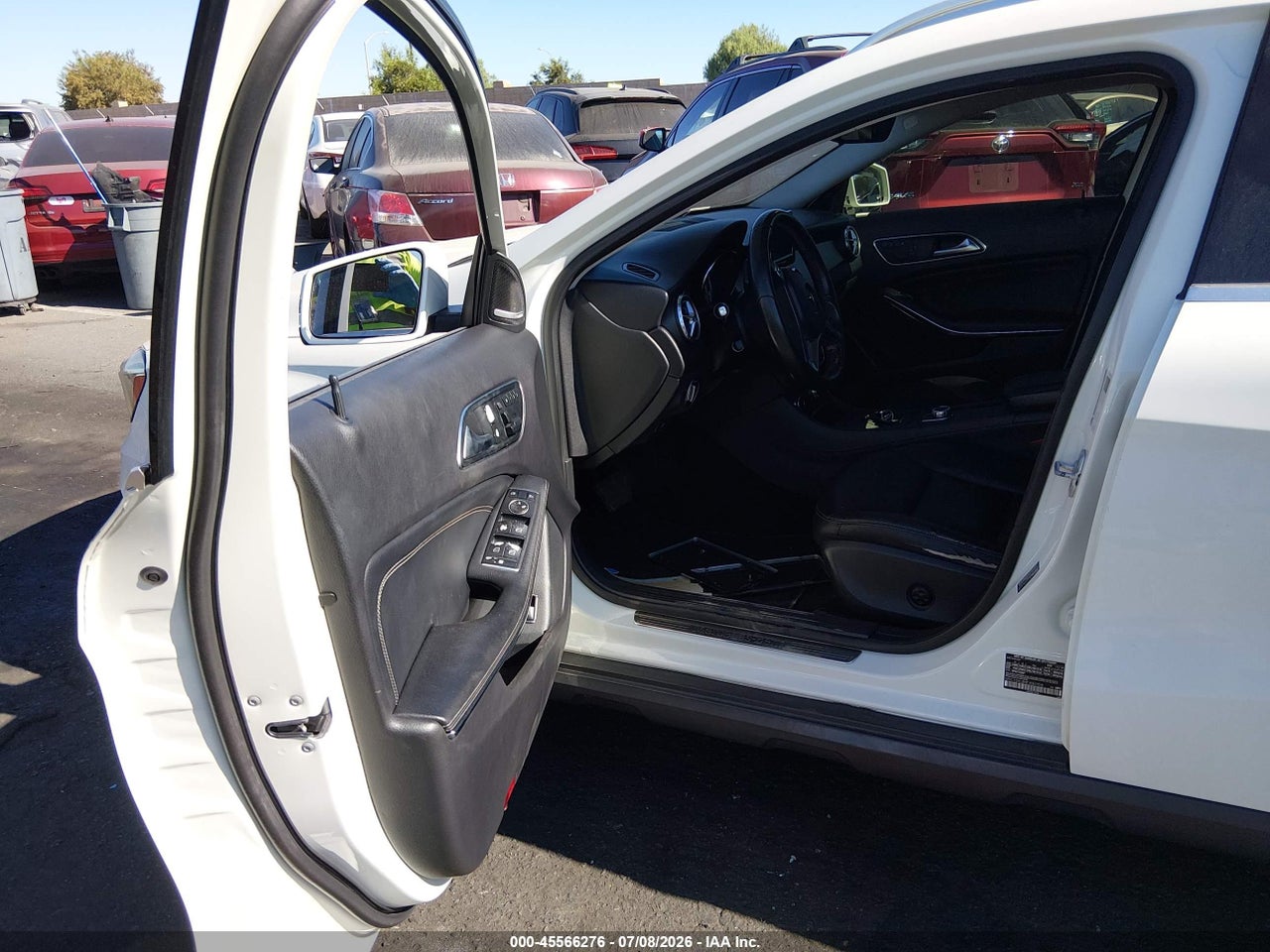 2015 MERCEDES-BENZ GLA 250 4MATIC · 5/11