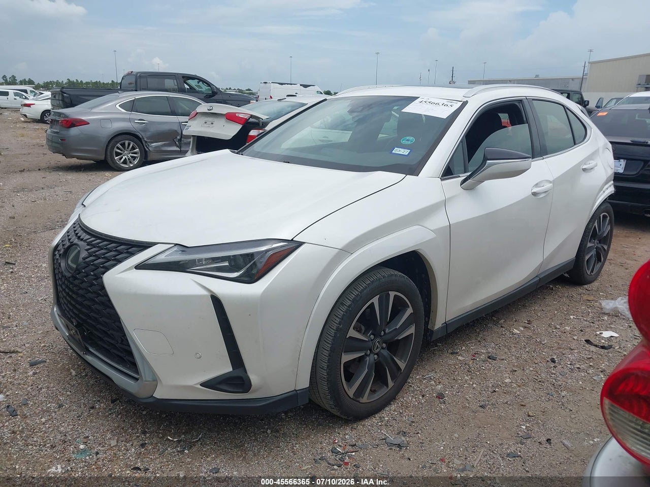 2022 LEXUS UX 200 · 2/11