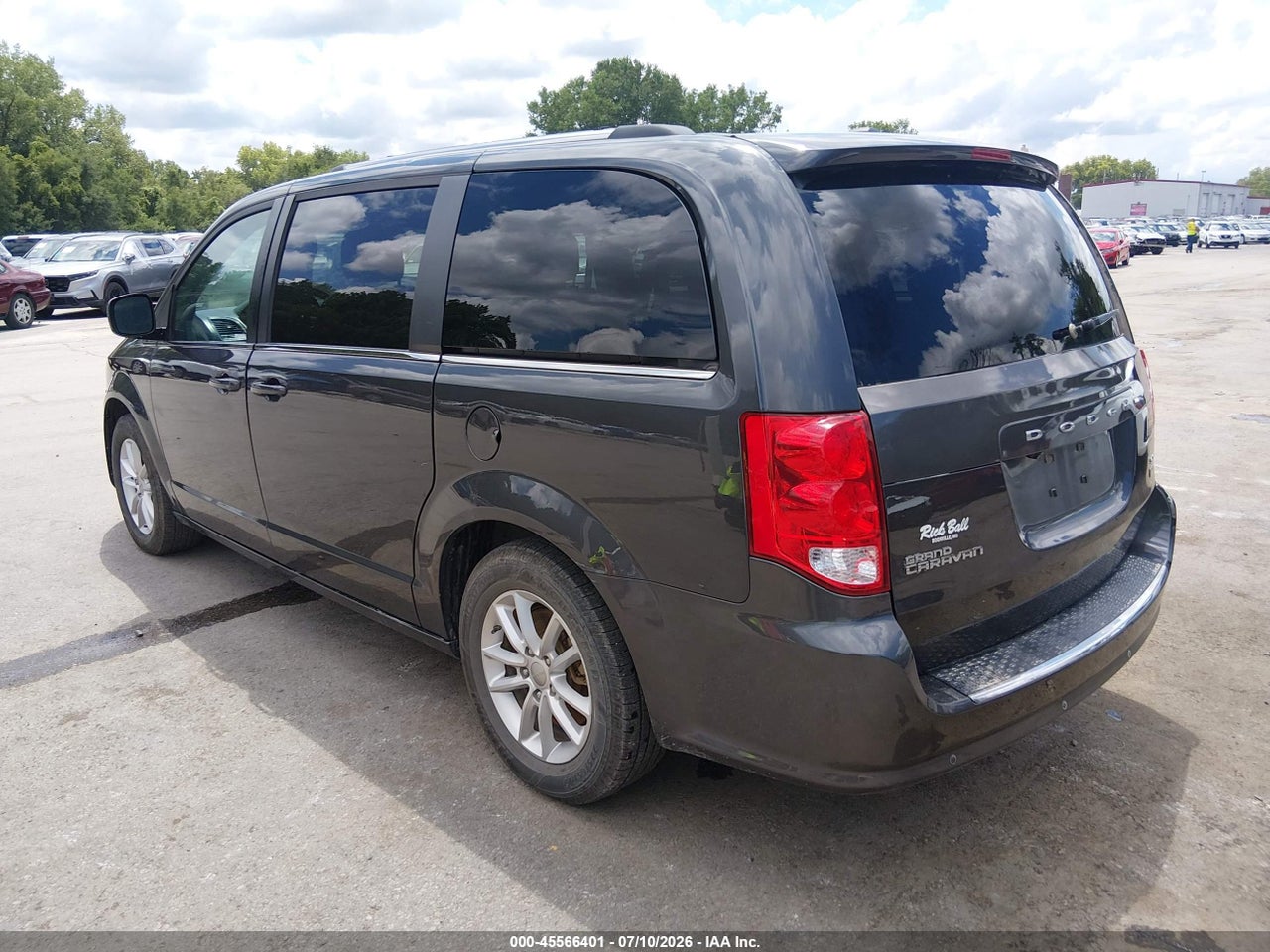 2019 DODGE GRAND CARAVAN SXT · 3/11