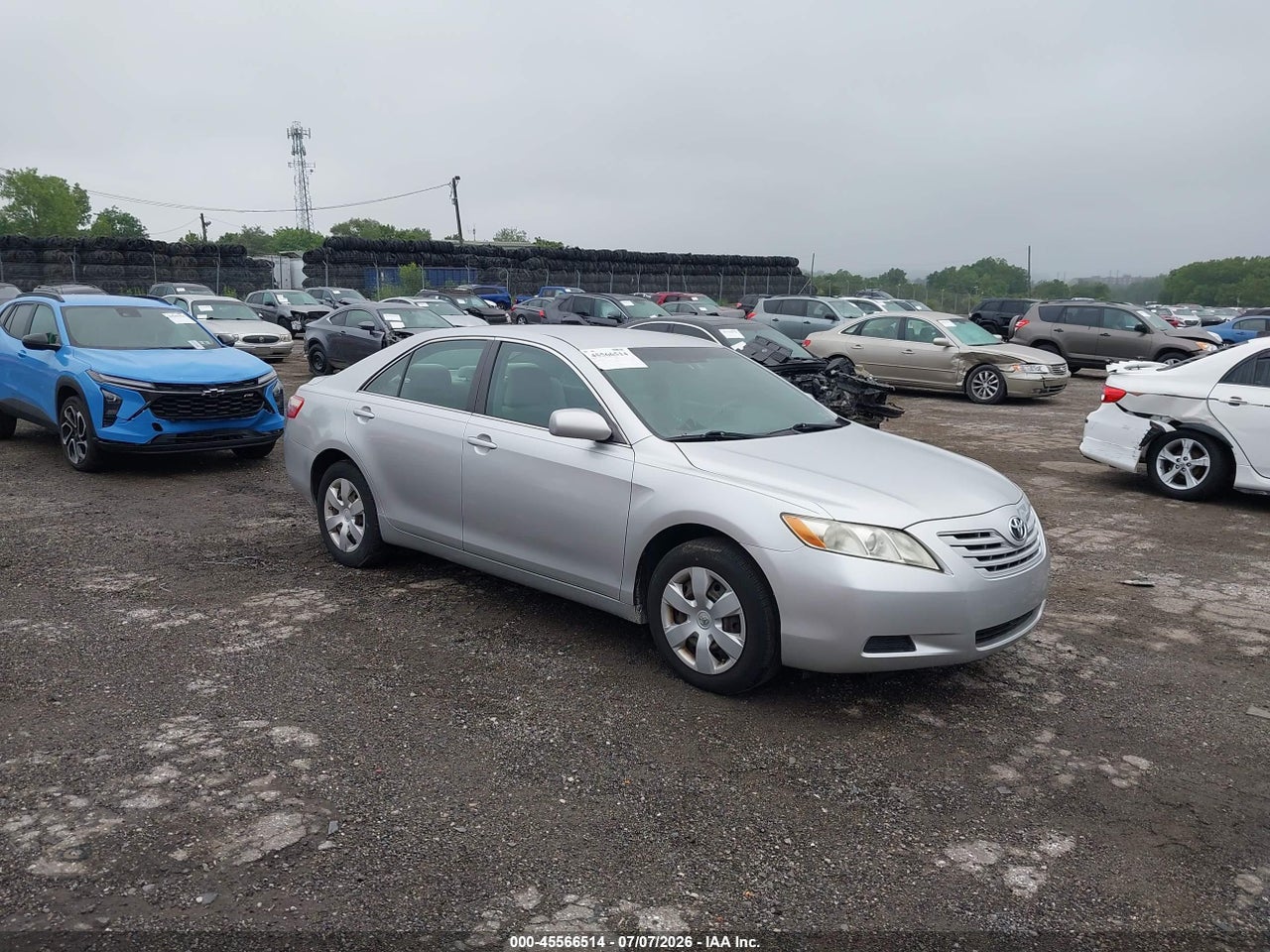 2009 TOYOTA CAMRY LE · 1/12