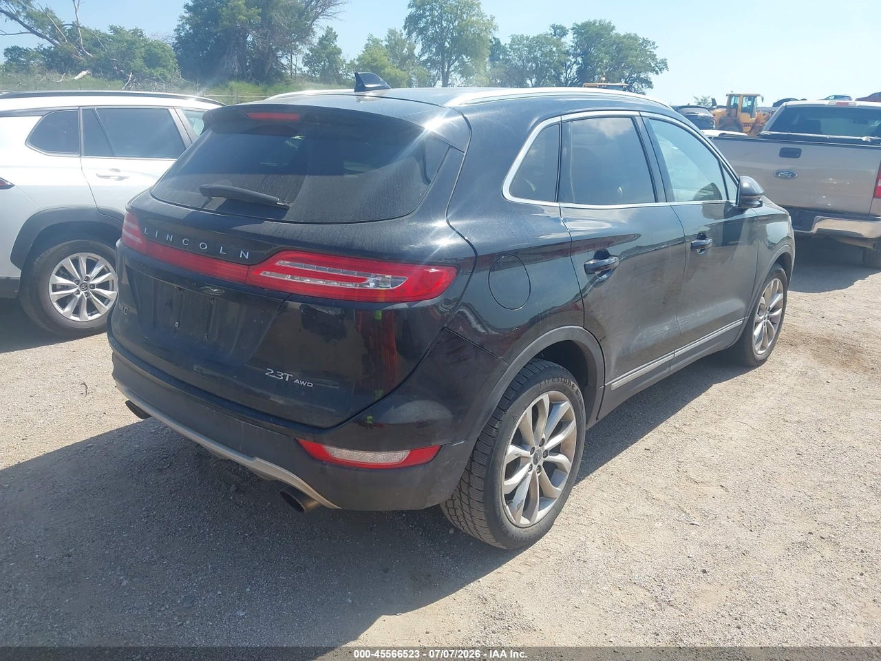 2017 LINCOLN MKC SELECT · 4/11
