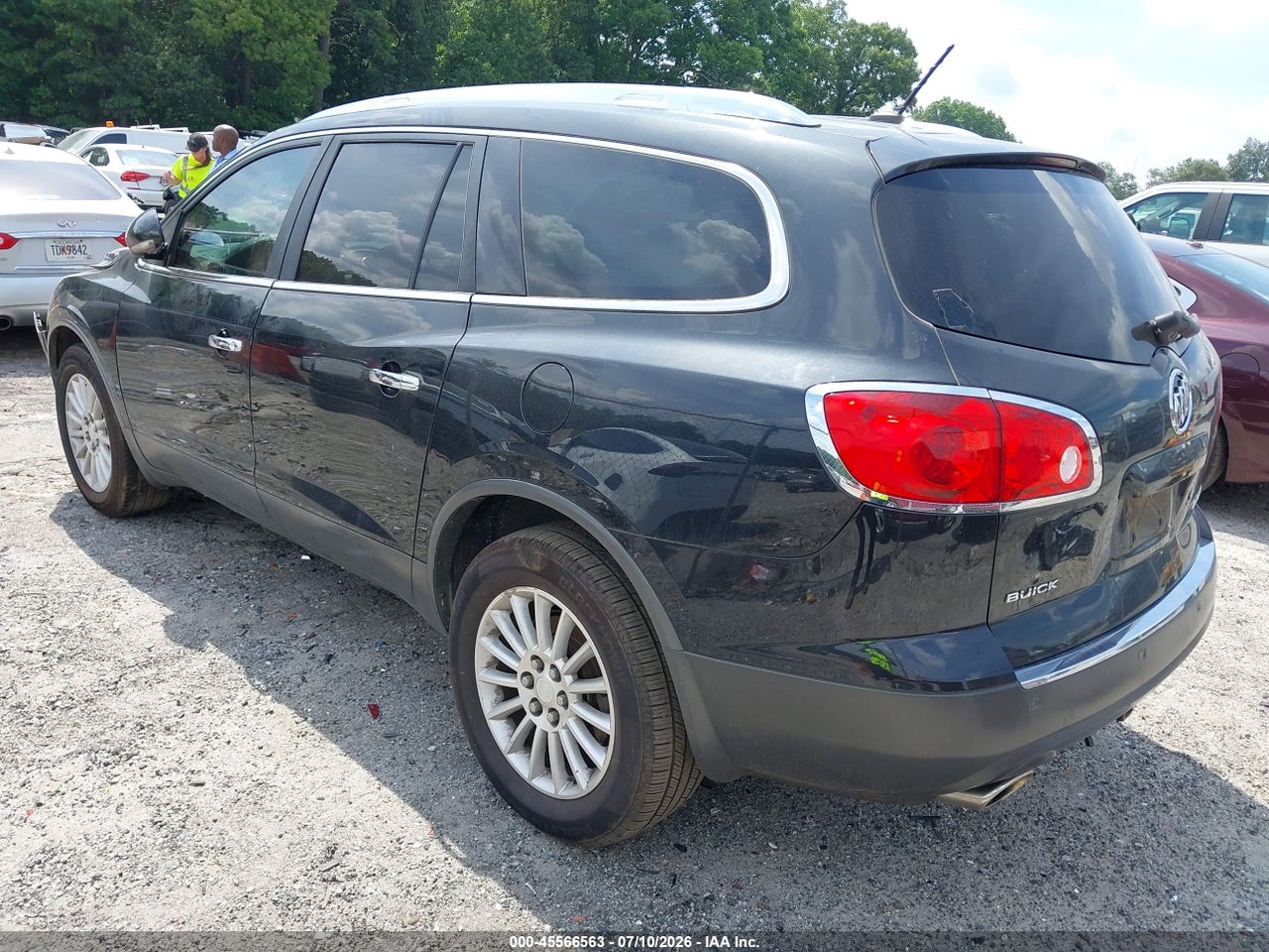 2012 BUICK ENCLAVE CONVENIENCE · 3/11