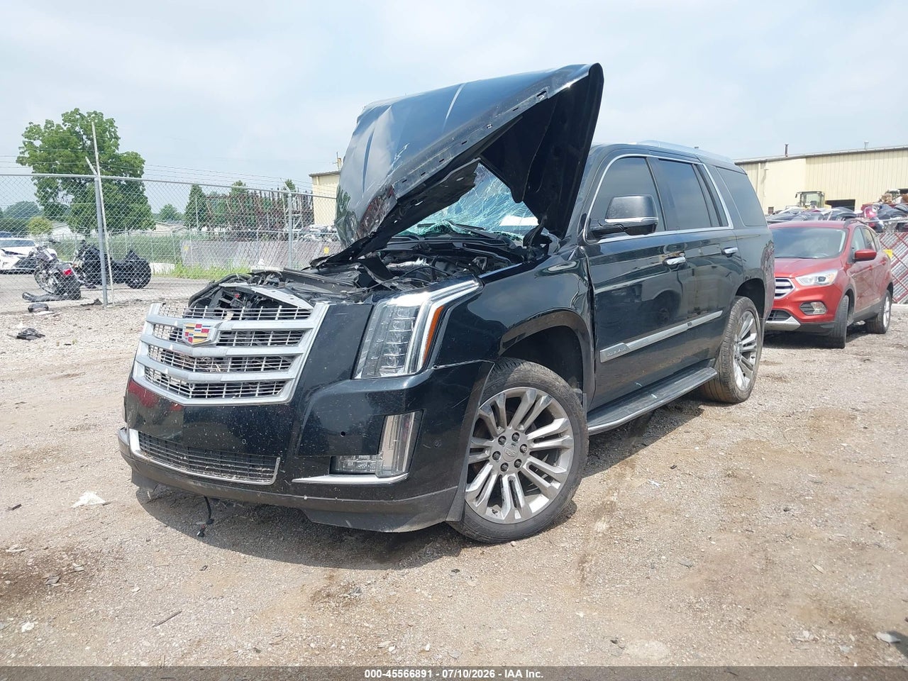 2017 CADILLAC ESCALADE LUXURY · 2/10