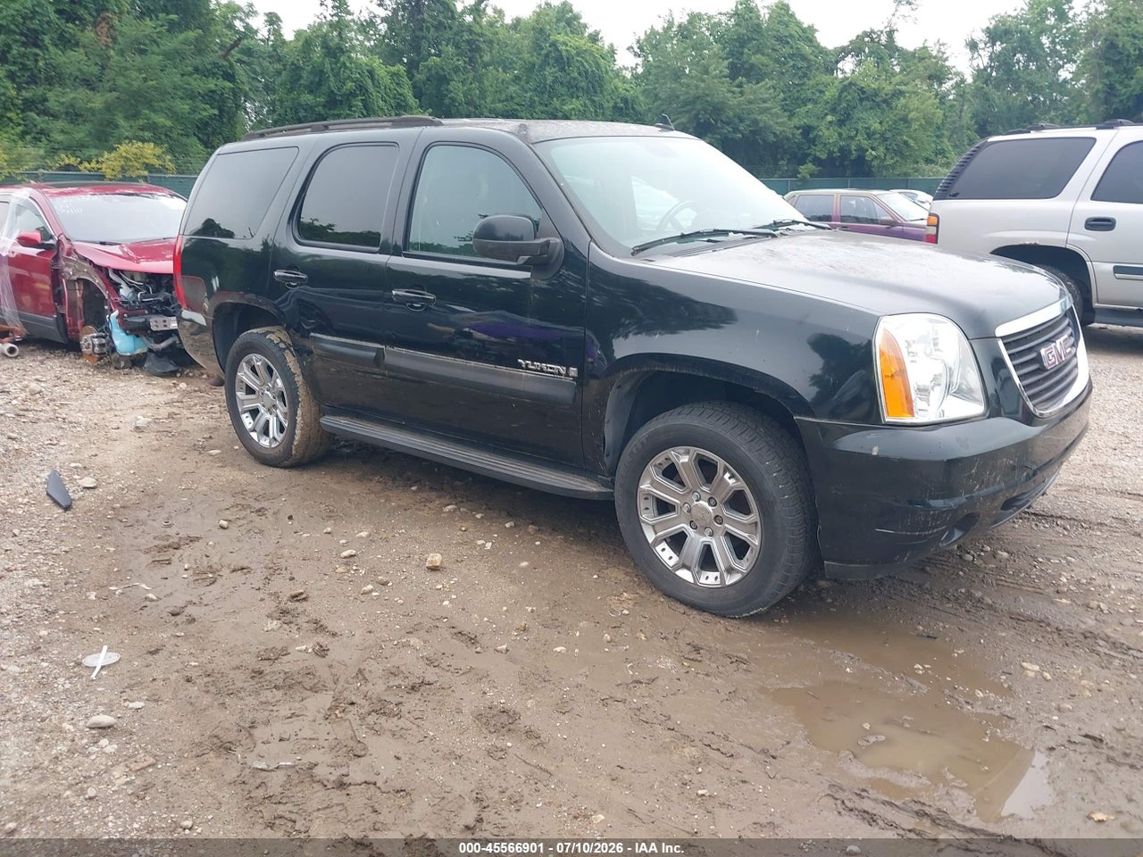 1GKFK130X7R****** · 2007 GMC YUKON SLE
