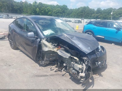 7SAYGDEE0NF****** · 2022 TESLA MODEL Y LONG RANGE DUAL MOTOR ALL-WHEEL DRIVE