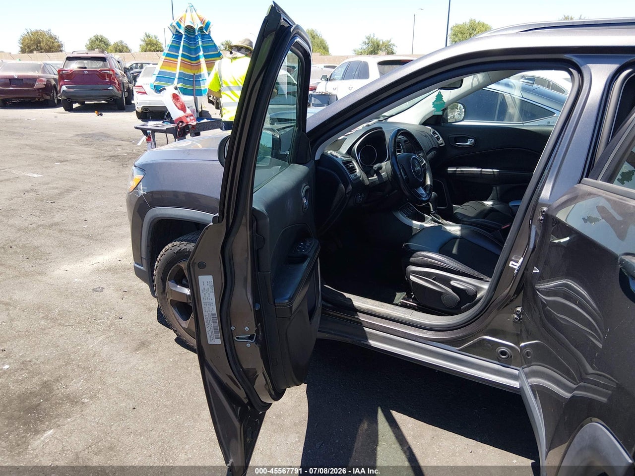 2018 JEEP COMPASS LATITUDE FWD · 5/11