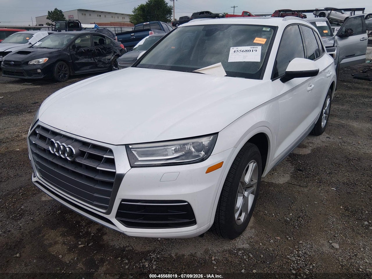 2018 AUDI Q5 2.0T PREMIUM/2.0T TECH PREMIUM · 6/11