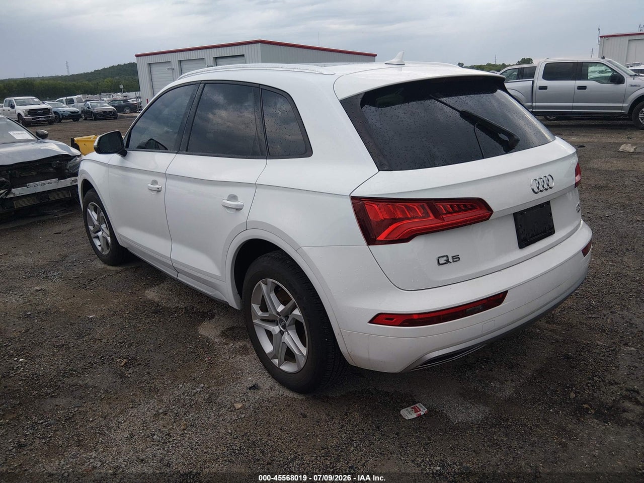 2018 AUDI Q5 2.0T PREMIUM/2.0T TECH PREMIUM · 3/11