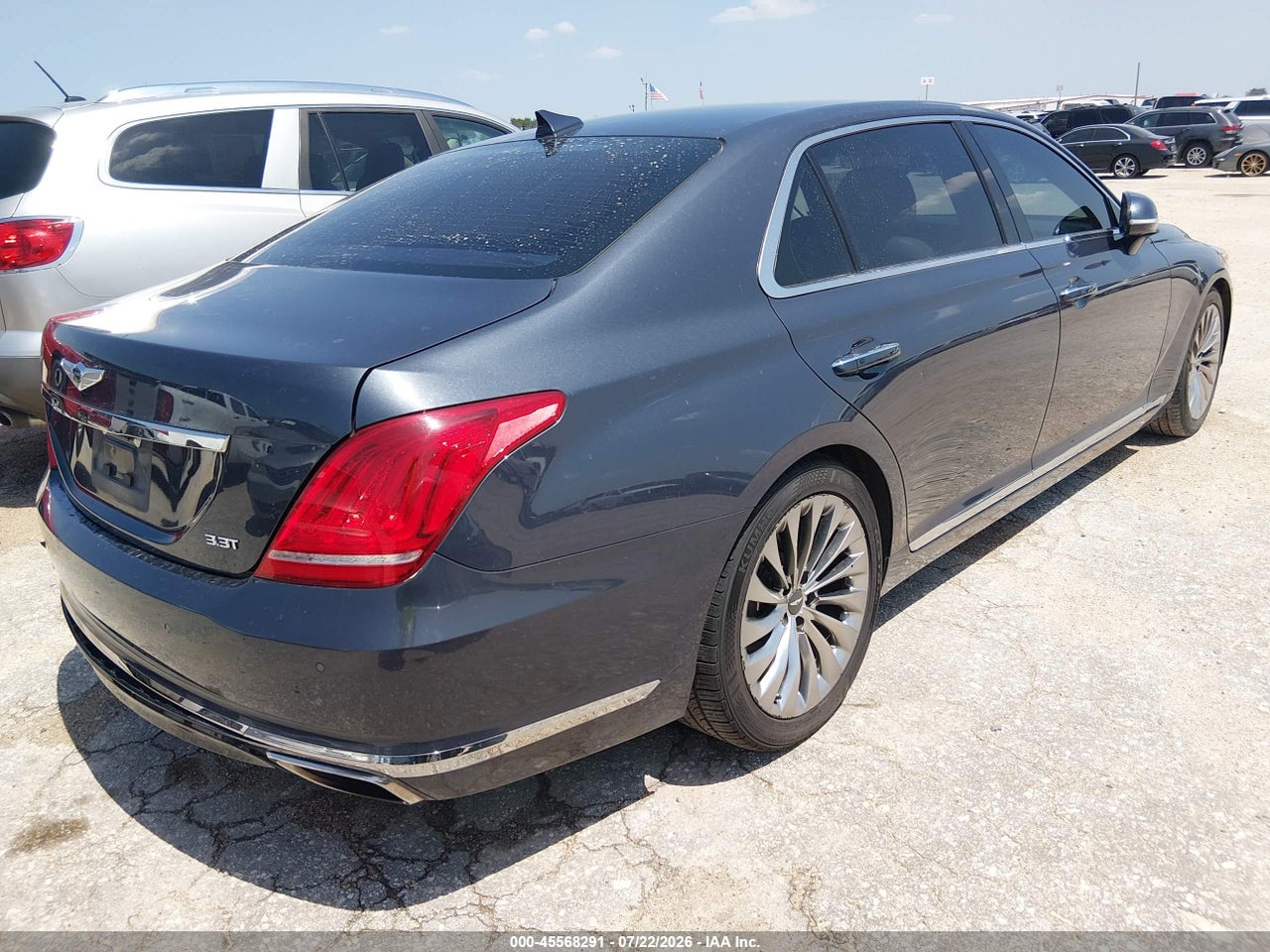 2017 GENESIS G90 3.3T PREMIUM · 4/11