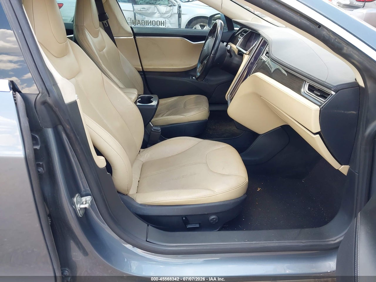 2014 TESLA MODEL S P85 · 5/11