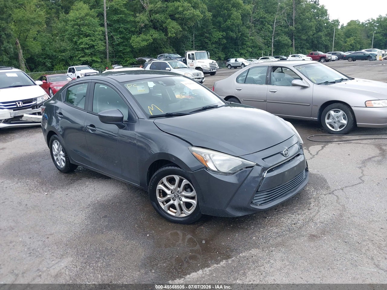 3MYDLBZV9GY****** · 2016 SCION IA