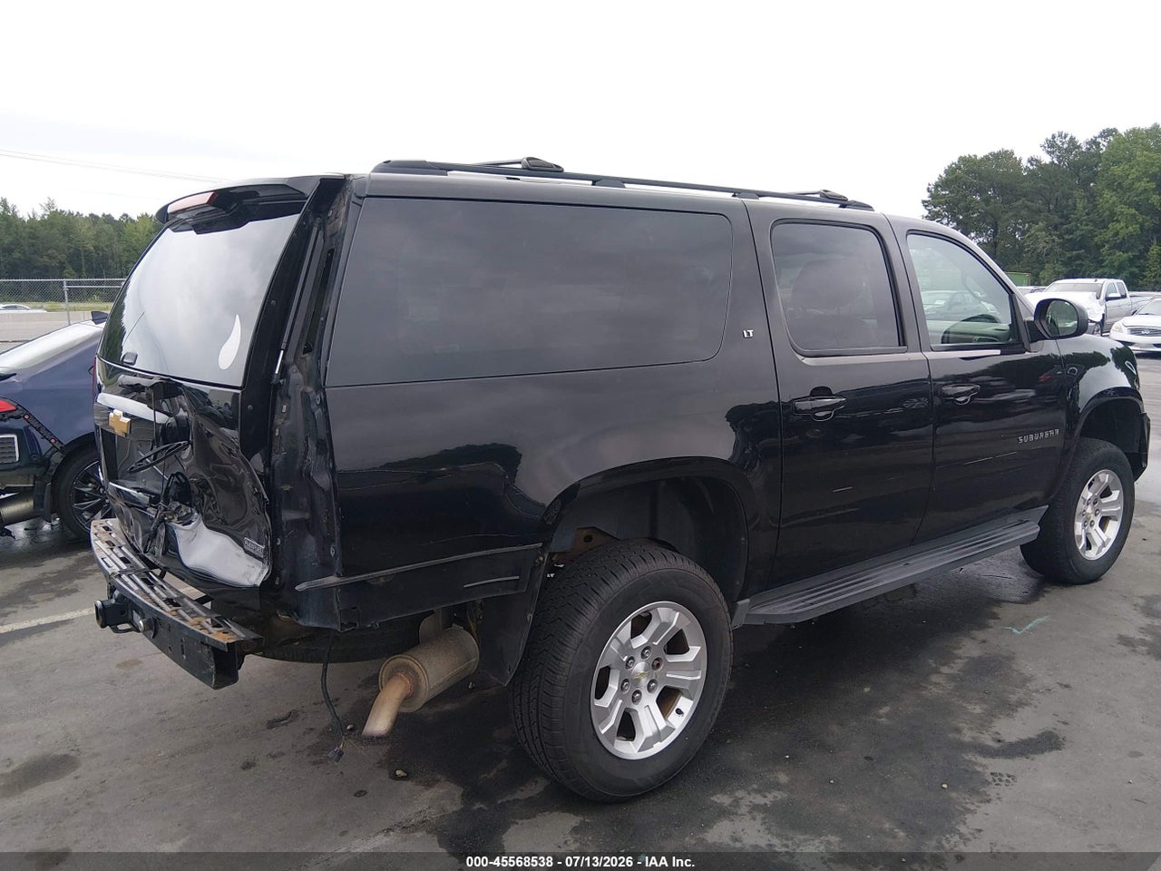 2012 CHEVROLET SUBURBAN LT · 4/11