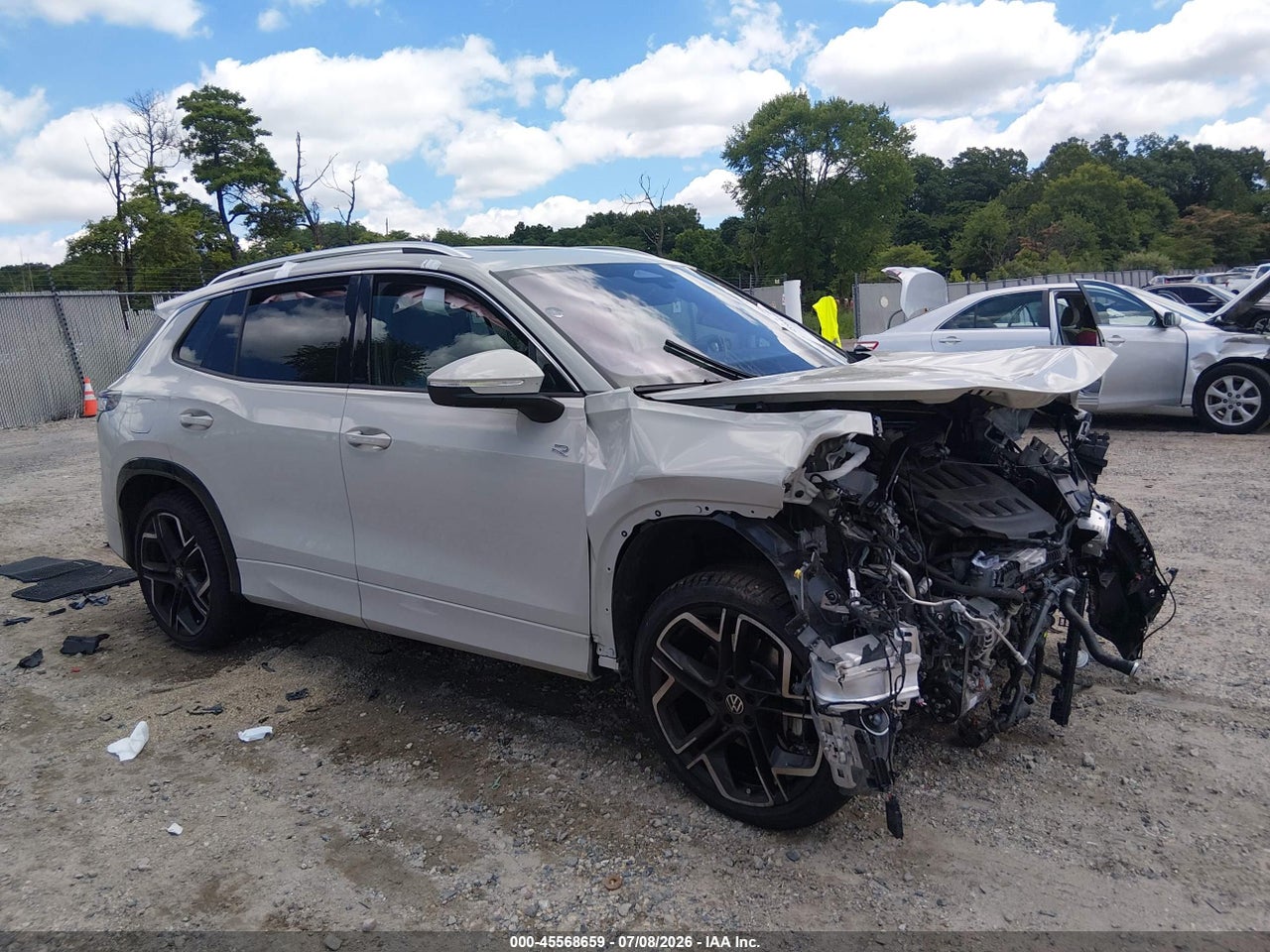 3VVLR7RM8SM****** · 2025 VOLKSWAGEN TIGUAN 2.0T SEL R-LINE