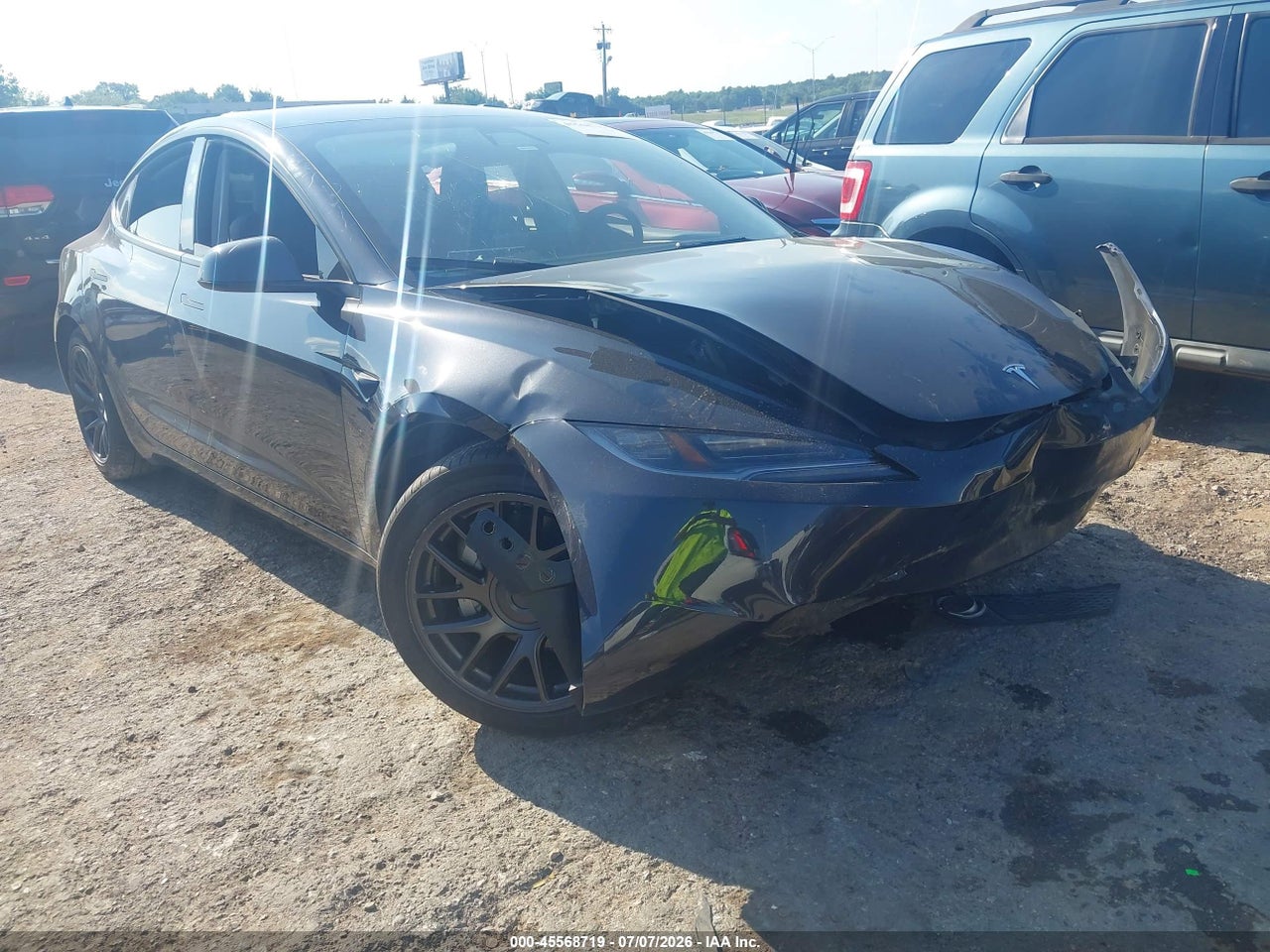 5YJ3E1EA9SF****** · 2025 TESLA MODEL 3 LONG RANGE REAR-WHEEL DRIVE/STANDARD REAR-WHEEL DRIVE