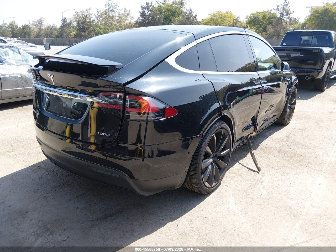 2017 TESLA MODEL X 100D/75D/90D · 4/9