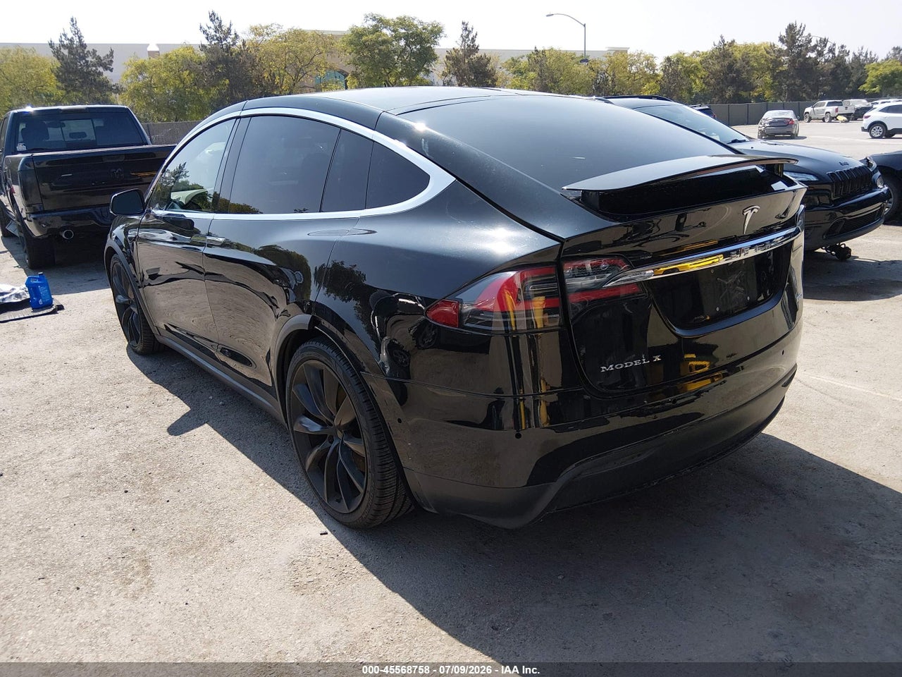 2017 TESLA MODEL X 100D/75D/90D · 3/9