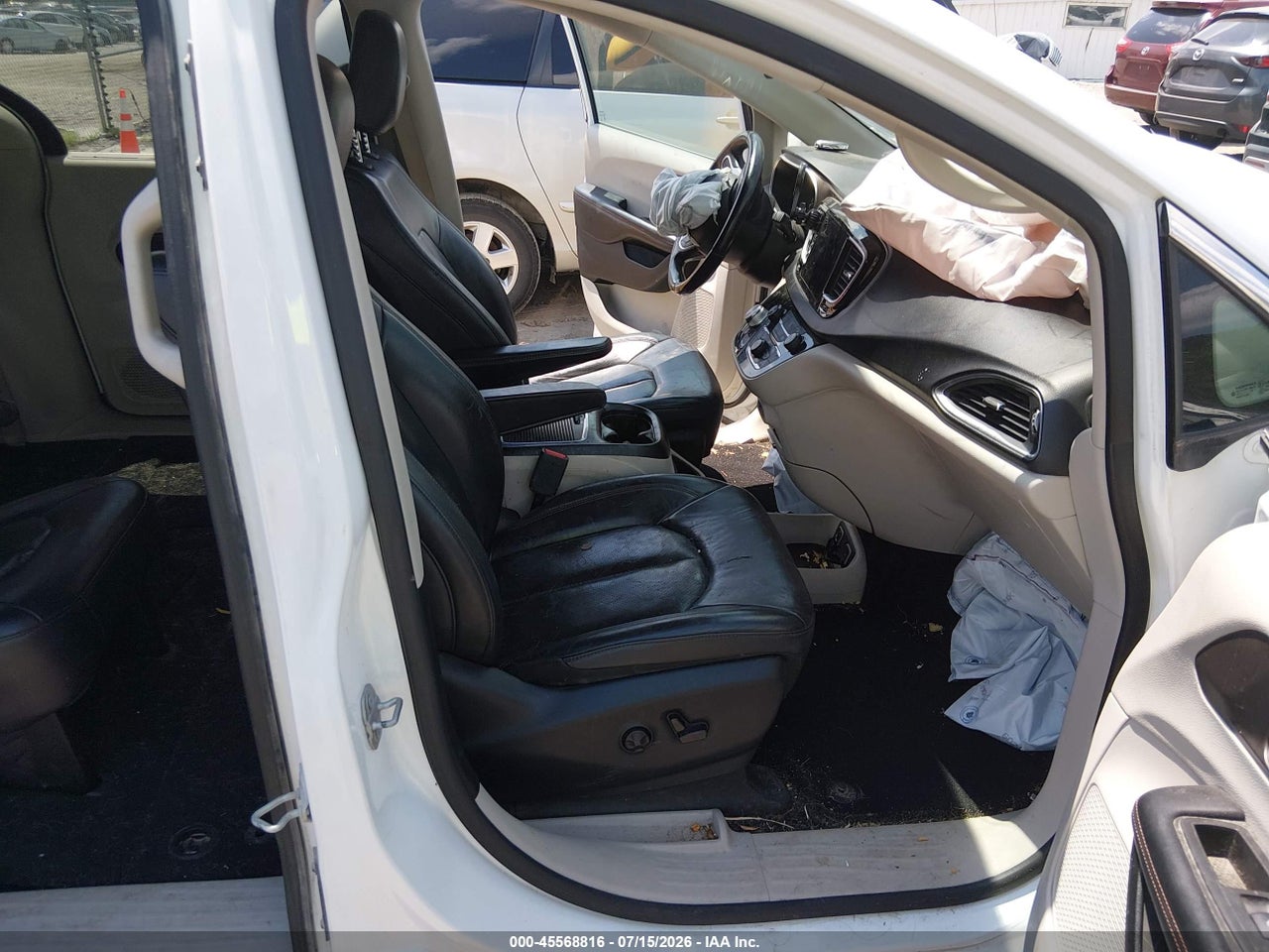 2018 CHRYSLER PACIFICA TOURING L PLUS · 5/11