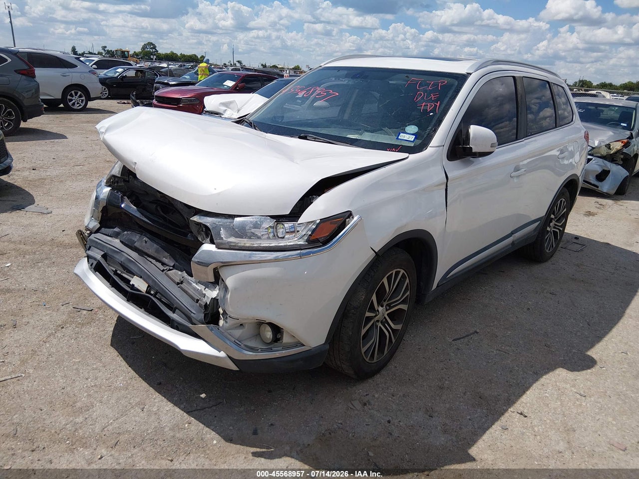 2017 MITSUBISHI OUTLANDER SE/SEL · 2/11