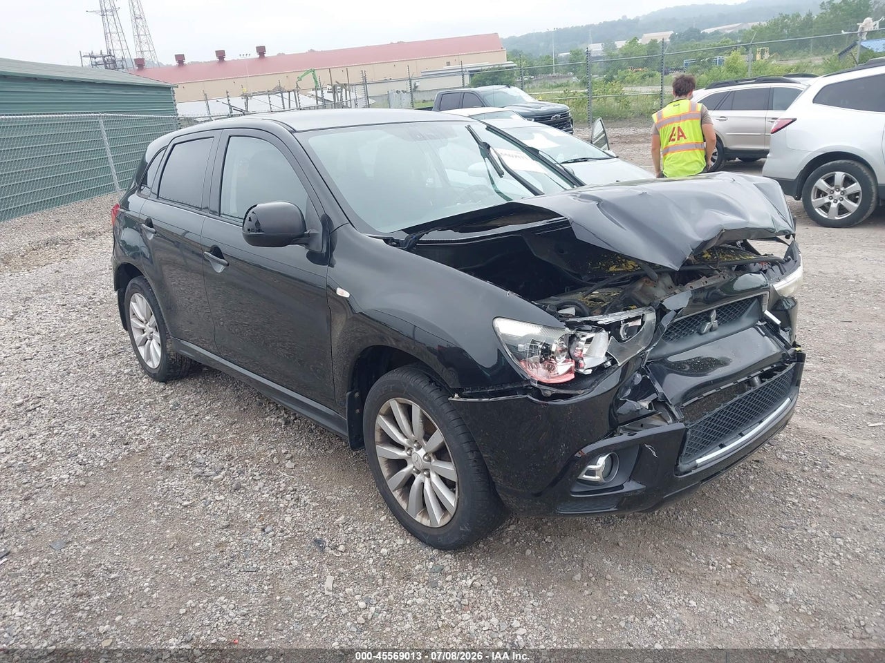 JA4AR4AU1BZ****** · 2011 MITSUBISHI OUTLANDER SPORT SE