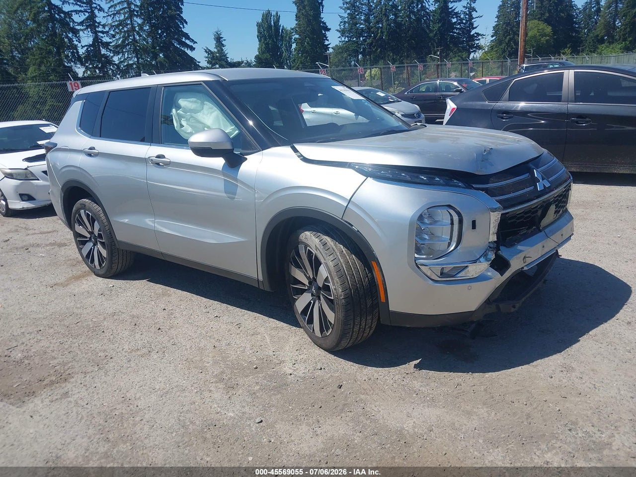 JA4J4VA8XSZ****** · 2025 MITSUBISHI OUTLANDER SE 2.5 S-AWC/TRAIL EDITION S-AWC