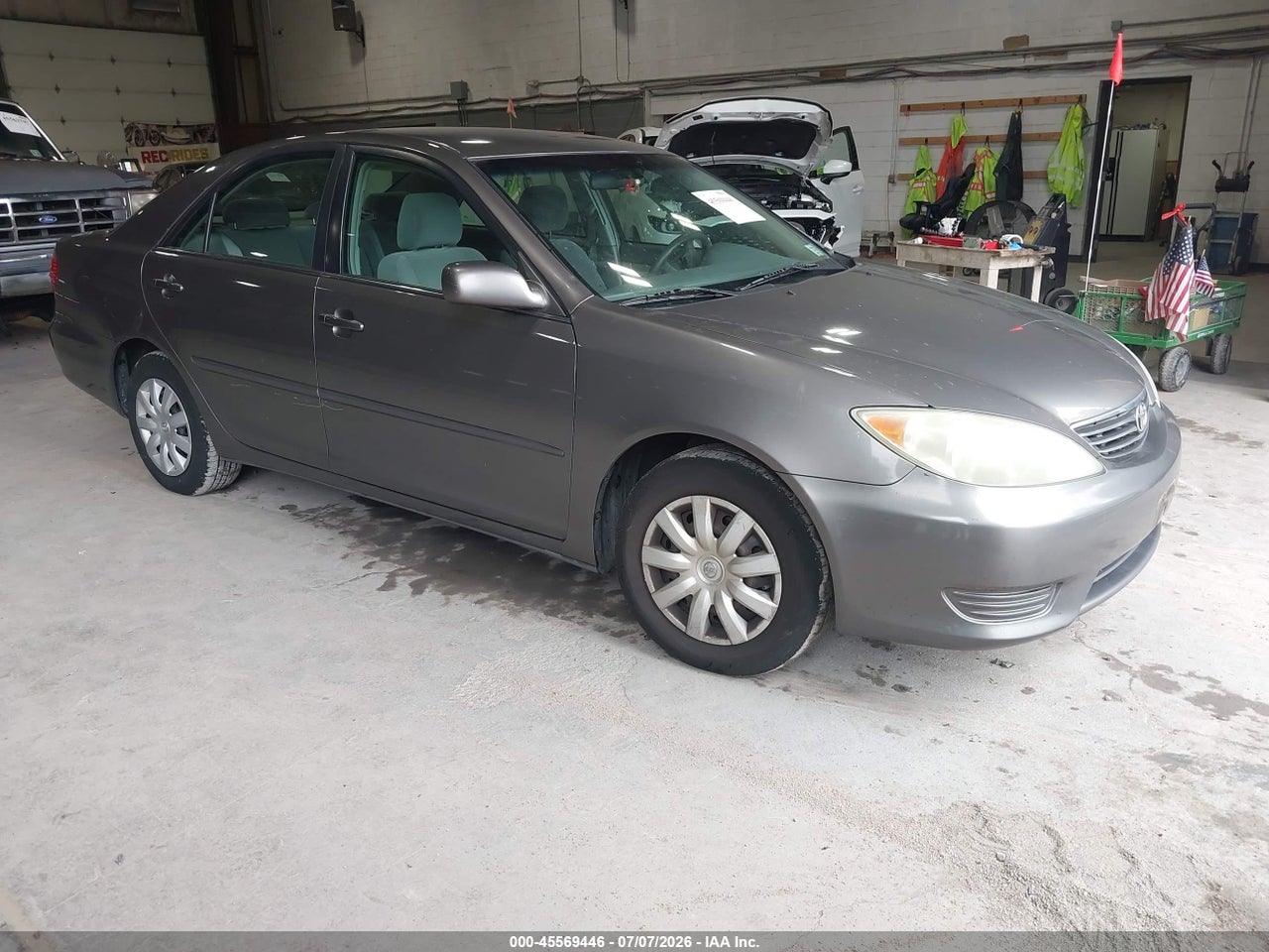 4T1BE30K46U****** · 2006 TOYOTA CAMRY LE