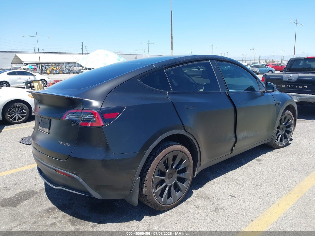 2022 TESLA MODEL Y LONG RANGE DUAL MOTOR ALL-WHEEL DRIVE · 4/10