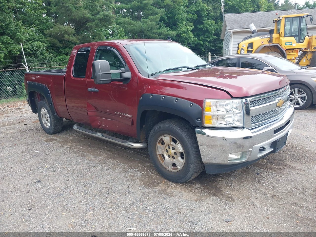 1GCVKSE22DZ****** · 2013 CHEVROLET SILVERADO 1500 LT