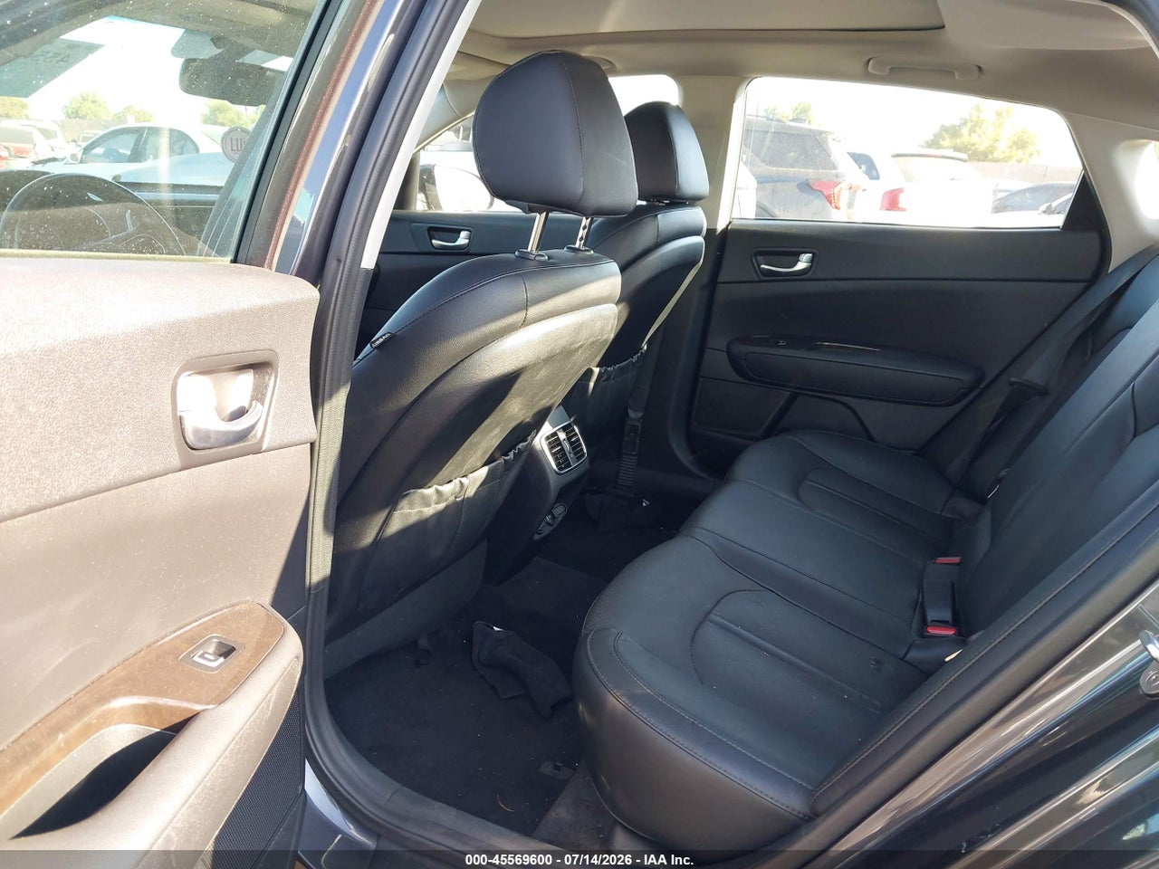 5XXGU4L38JG****** · 2018 KIA OPTIMA EX · 8/11