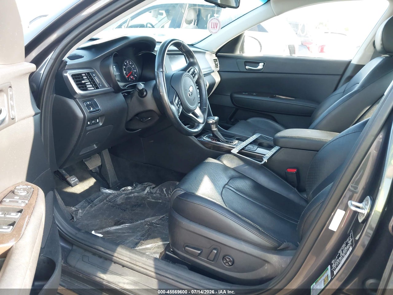 5XXGU4L38JG****** · 2018 KIA OPTIMA EX · 5/11