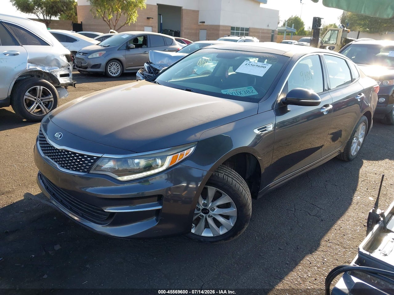 5XXGU4L38JG****** · 2018 KIA OPTIMA EX · 2/11
