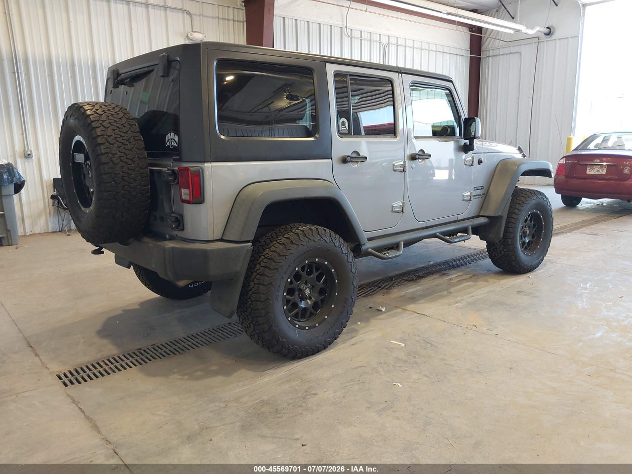 2016 JEEP WRANGLER UNLIMITED SPORT · 4/11