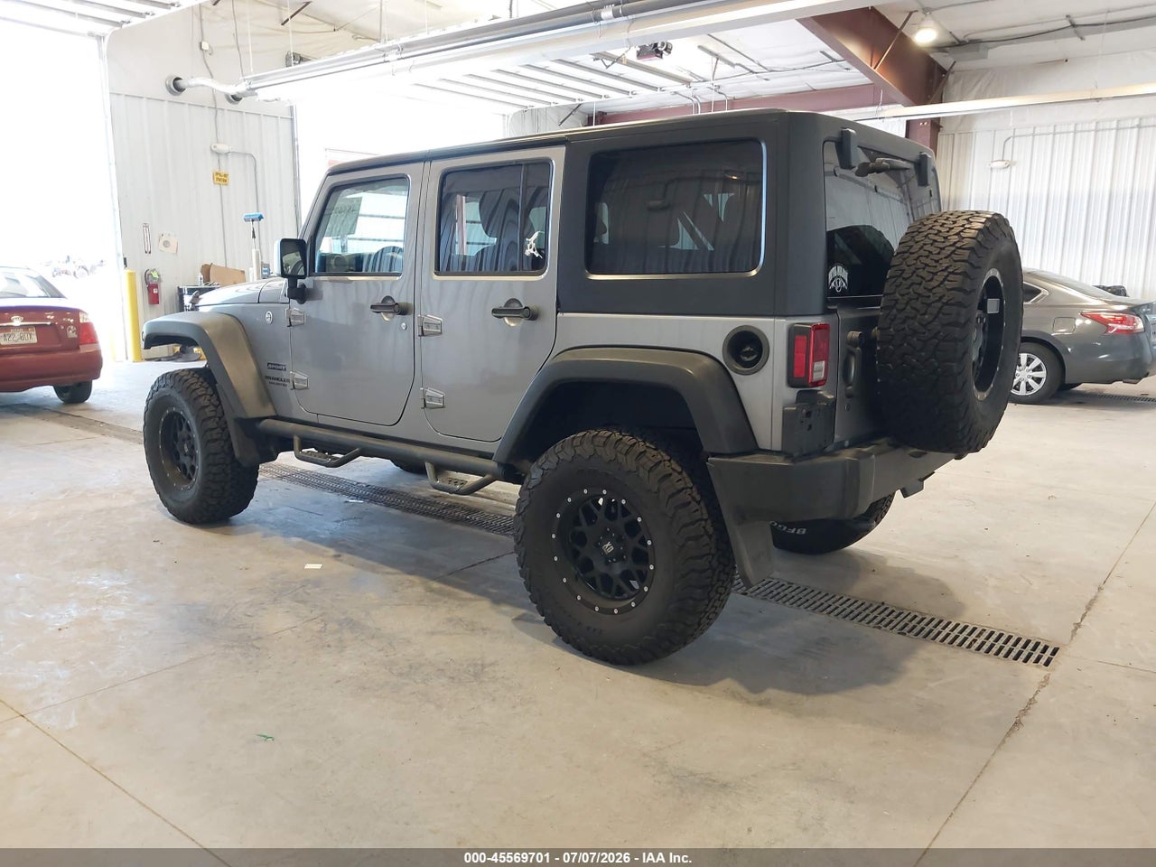 2016 JEEP WRANGLER UNLIMITED SPORT · 3/11