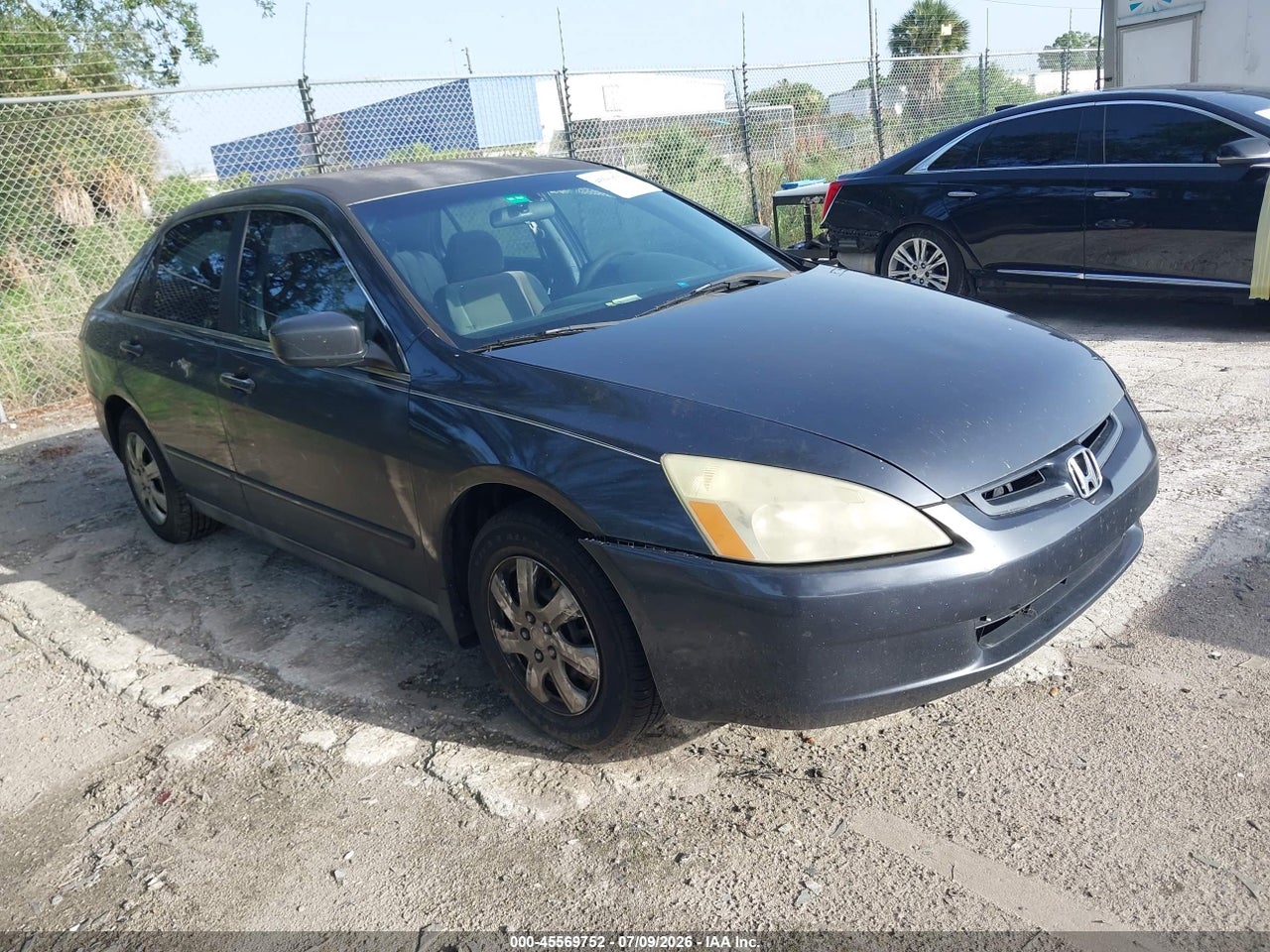 3HGCM56374G****** · 2004 HONDA ACCORD 2.4 LX