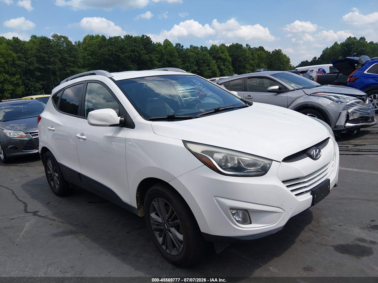 KM8JUCAG0FU****** · 2015 HYUNDAI TUCSON SE