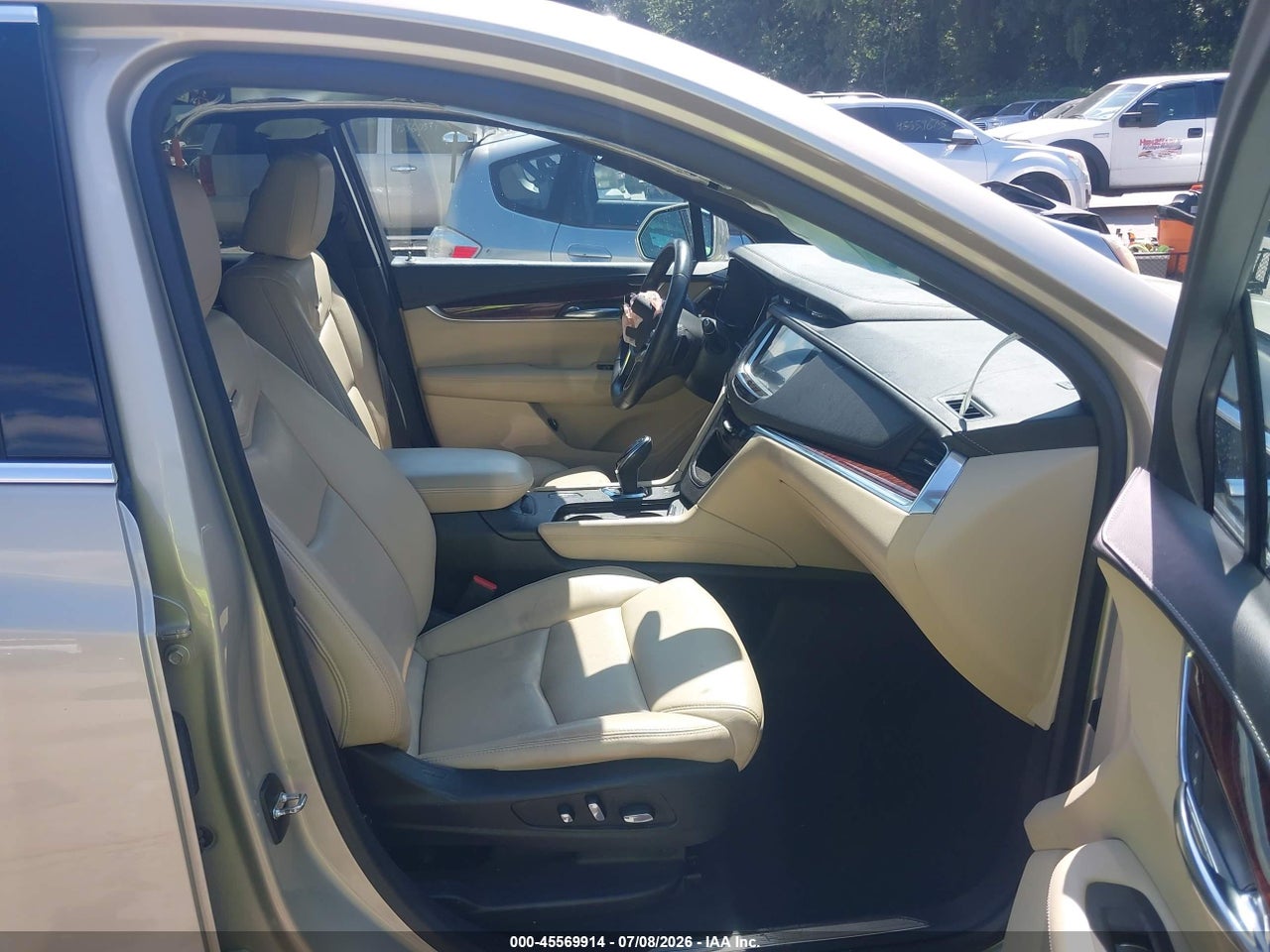 2017 CADILLAC XT5 LUXURY · 5/11