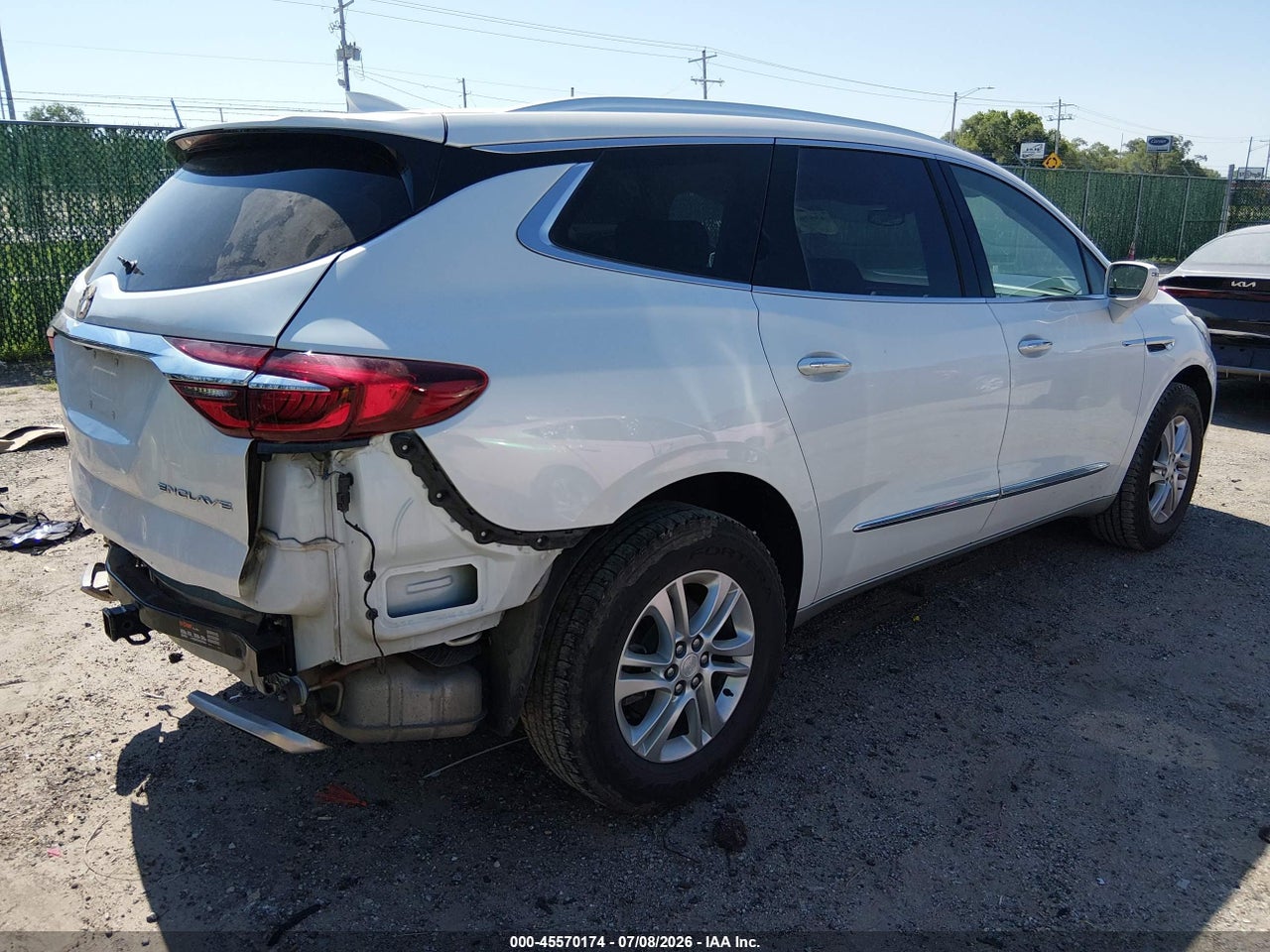 2018 BUICK ENCLAVE ESSENCE · 4/11