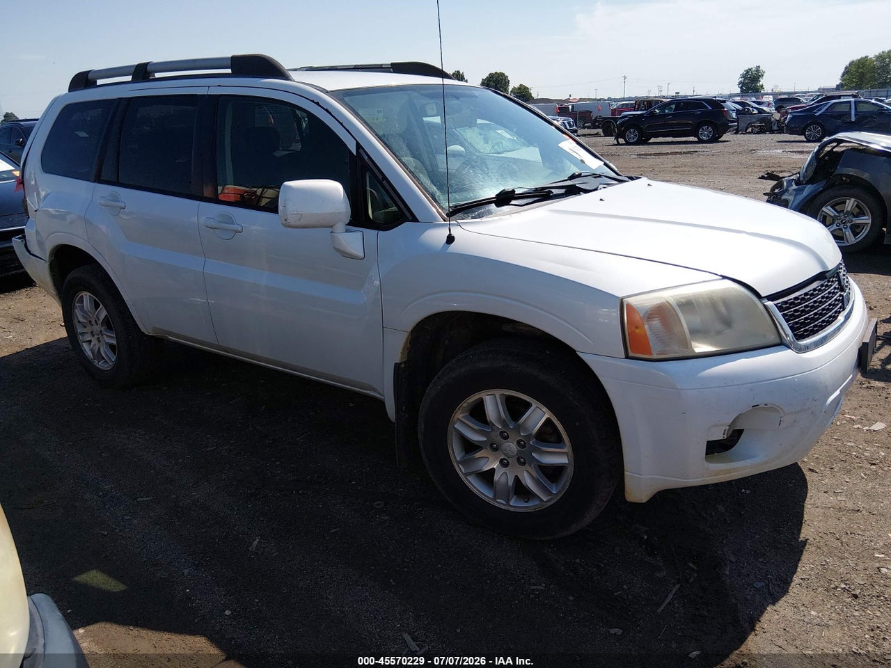 2011 MITSUBISHI ENDEAVOR