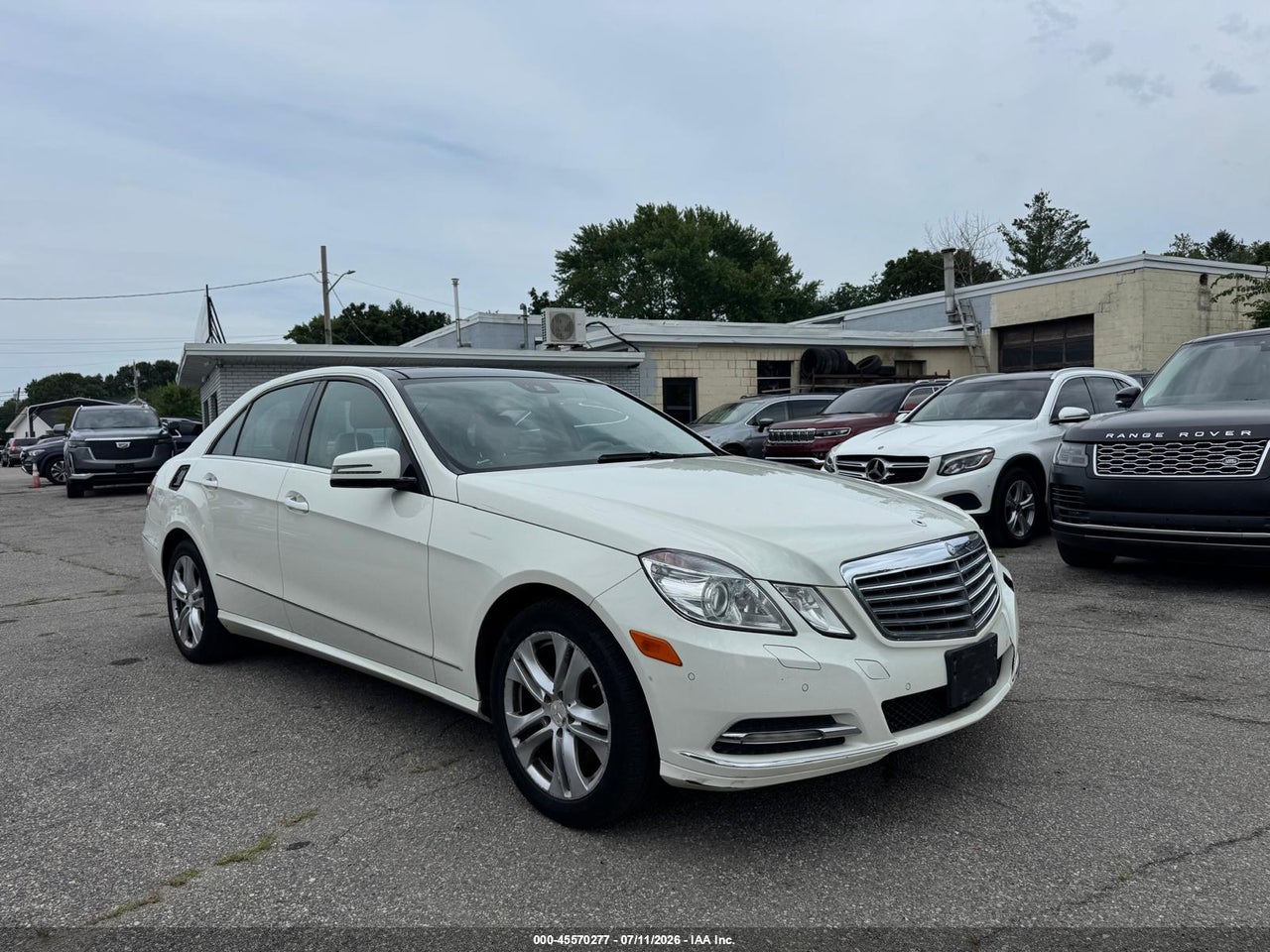 WDDHF8HB7BA****** · 2011 MERCEDES-BENZ E 350 4MATIC