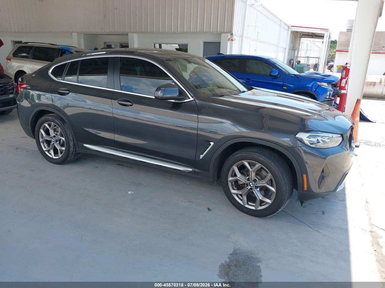 5UX33DT05N9****** · 2022 BMW X4 XDRIVE30I