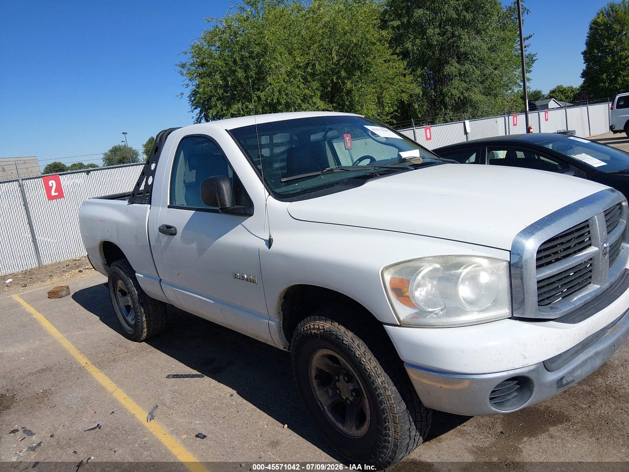 1D7HU16NX8J****** · 2008 DODGE RAM 1500 SLT