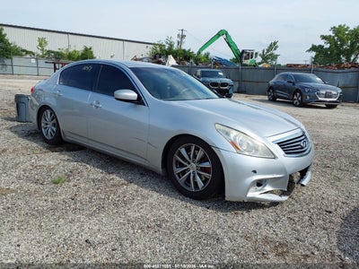 JN1CV6AP3BM****** · 2011 INFINITI G37 JOURNEY