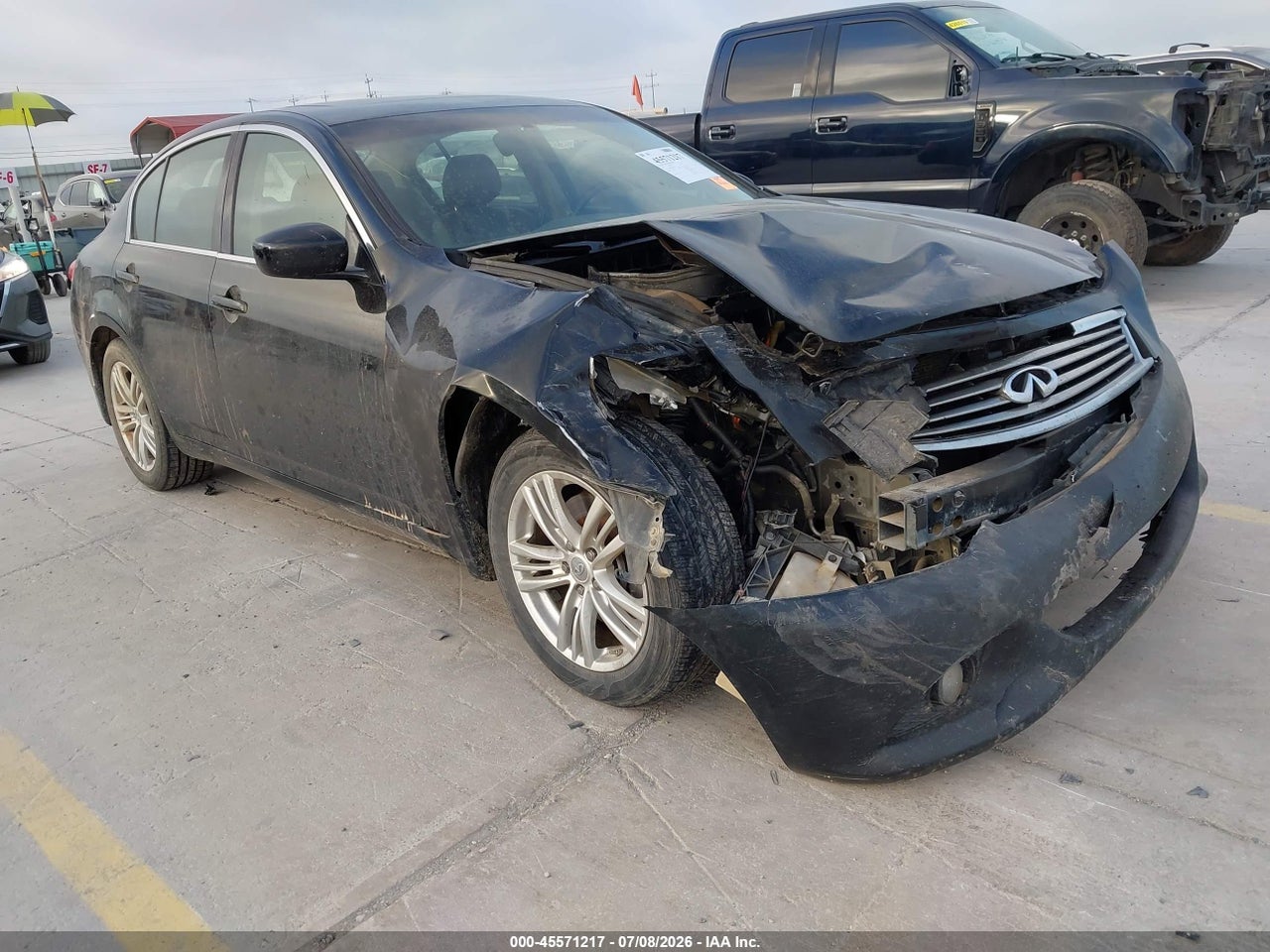 2011 INFINITI G25X