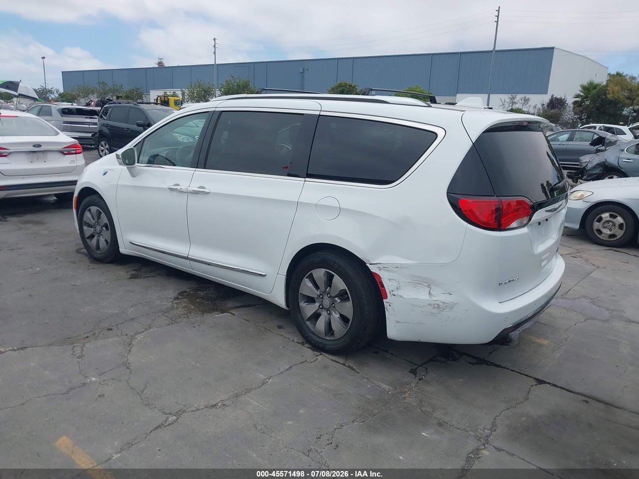 2018 CHRYSLER PACIFICA HYBRID LIMITED · 3/11