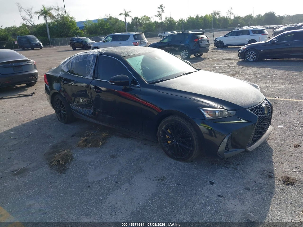 JTHBA1D25H5****** · 2017 LEXUS IS 200T