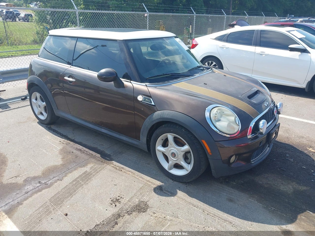 WMWMF7C53AT****** · 2010 MINI COOPER S