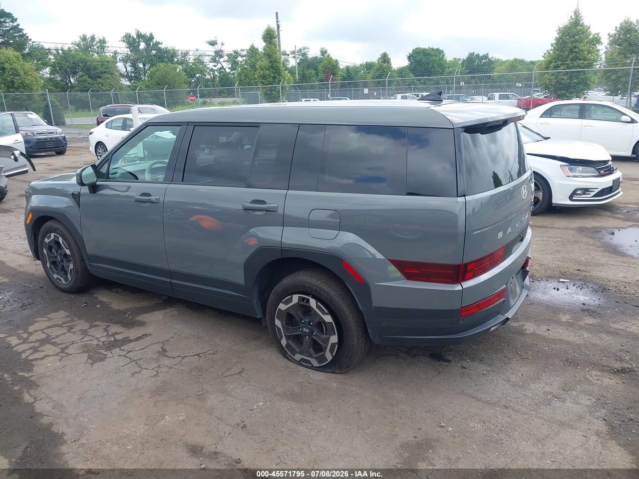 2026 HYUNDAI SANTA FE SE · 3/11