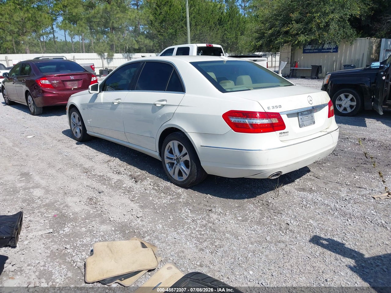 2011 MERCEDES-BENZ E 350 BLUETEC   · 3/11