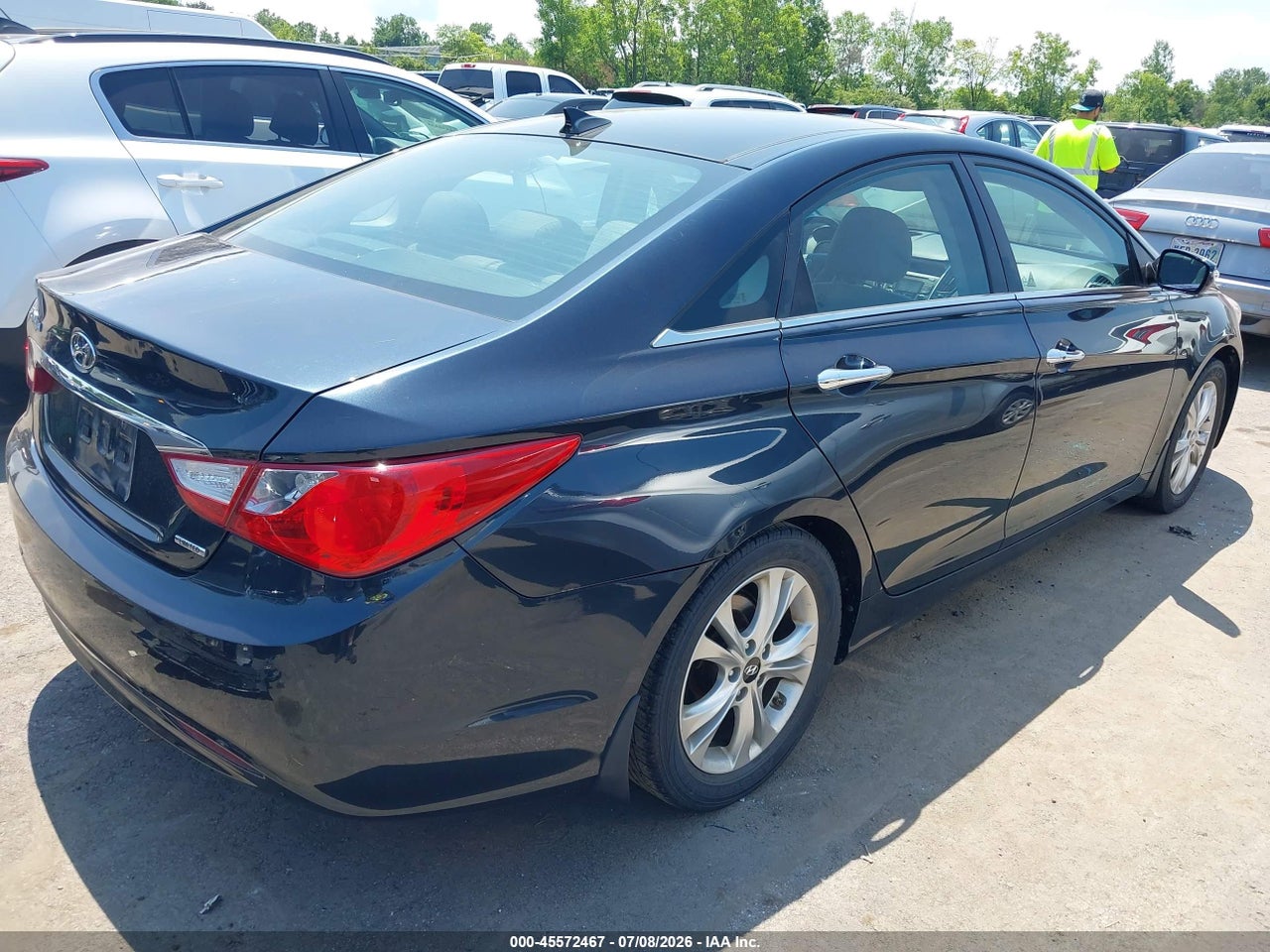 2012 HYUNDAI SONATA LIMITED · 4/11