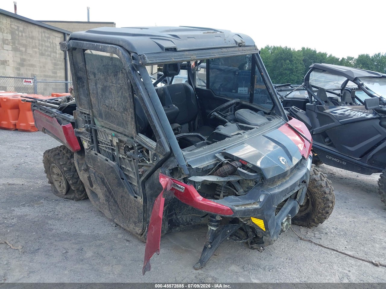 3JBUVAX49RK****** · 2024 CAN-AM DEFENDER LIMITED CAB HD10
